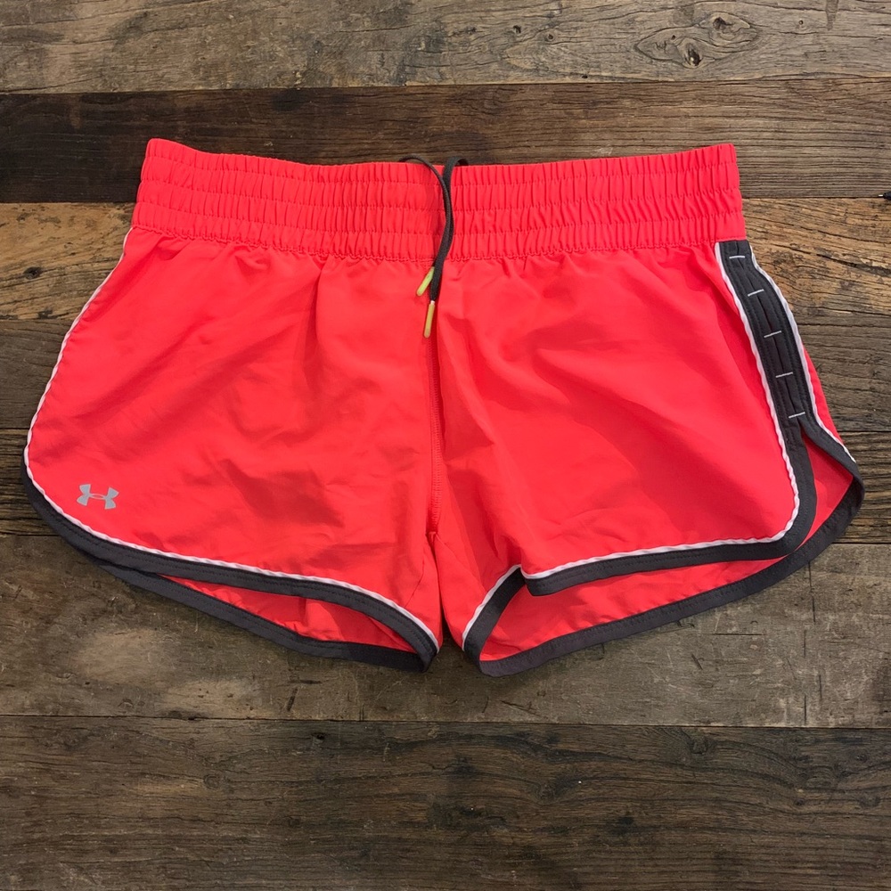 Under Armour lined running shorts